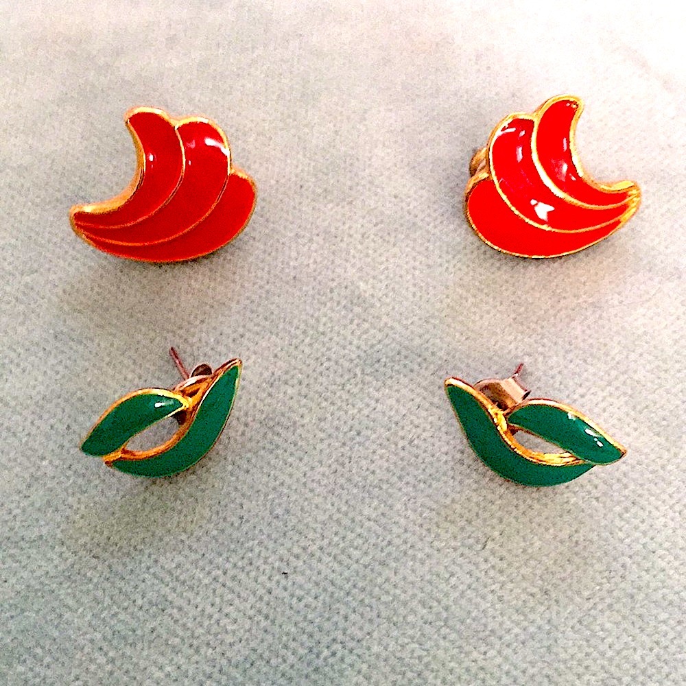 Vintage enameled earrings red green gold colored
